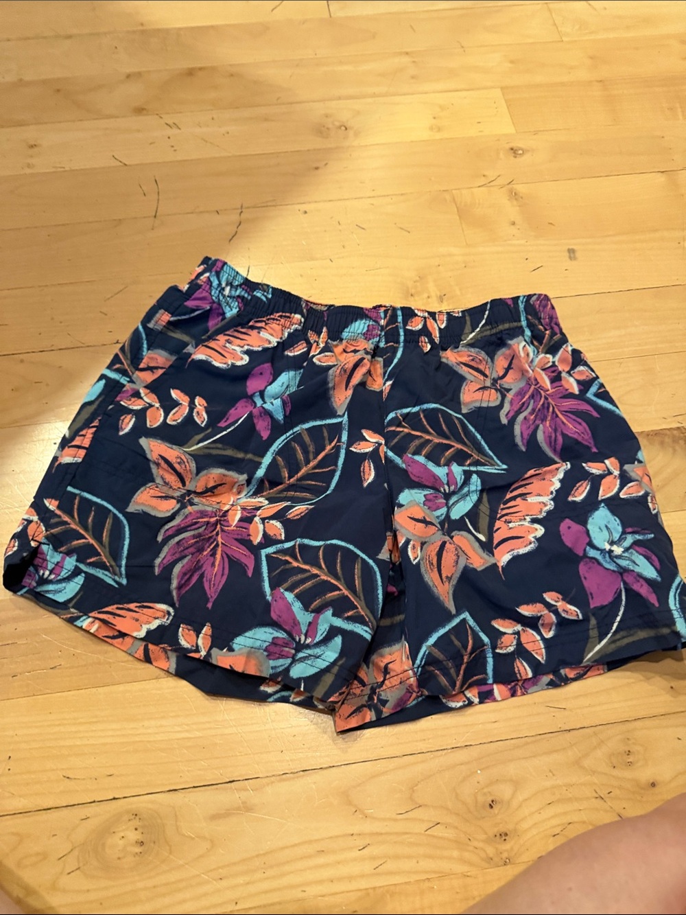 Columbia Floral Print Navy Women's Shorts